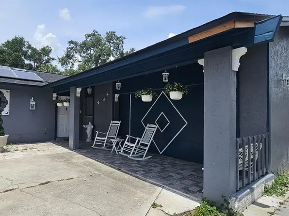 7515 Brookhaven Ct, Tampa, FL 33634