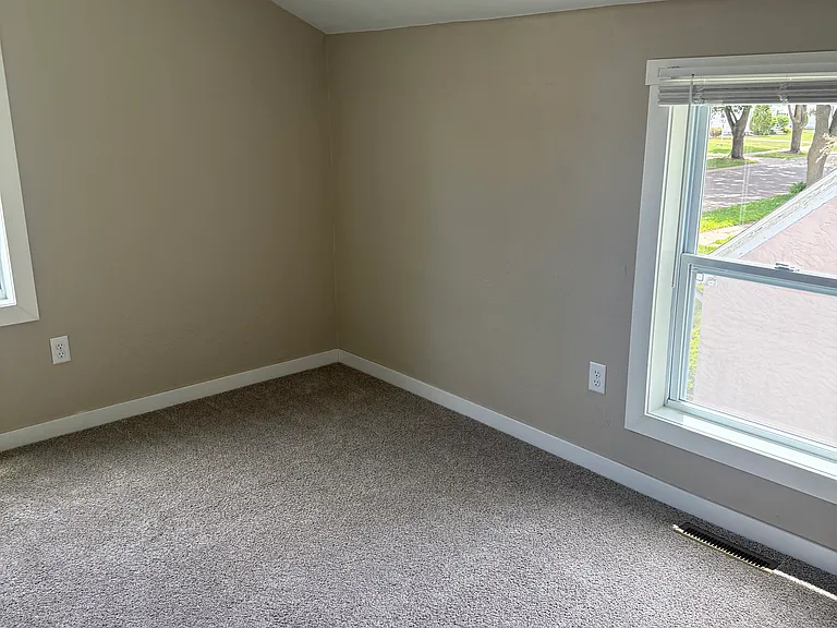 1159 Minahan St #1 — Photo 7