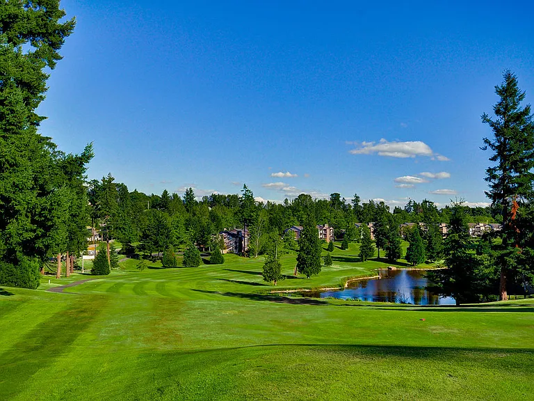 The Fairways — Photo 58
