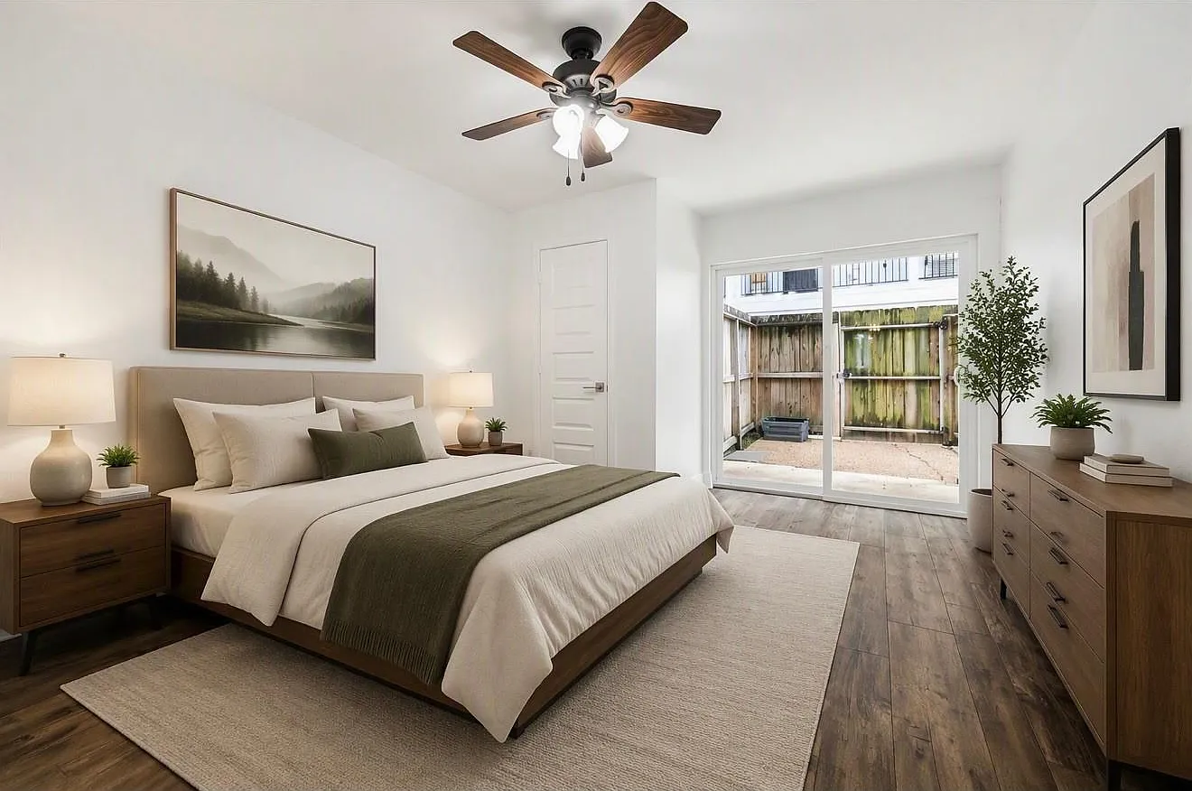 2 bed, 1.0 bath, 904 sqft, $1,950 — Photo 2