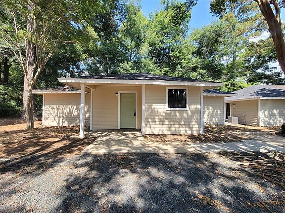 3rd image of 3479 Balboa Cir #15