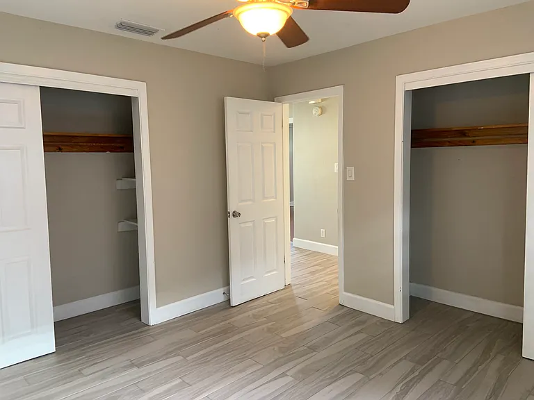 2424 W Cass St — Photo 8