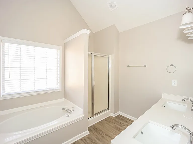 130 Hidden Brook Trl — Photo 12