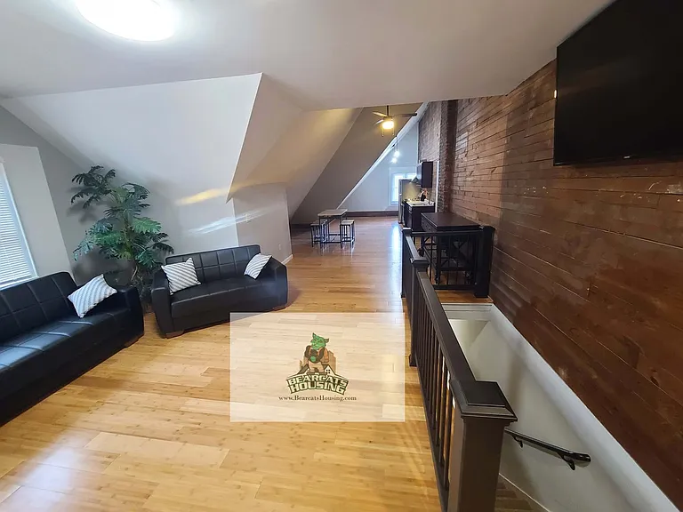 102 Walnut St — Photo 12