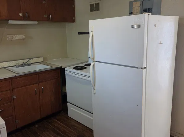 302 N Elm St #1, Kimball, NE 69145