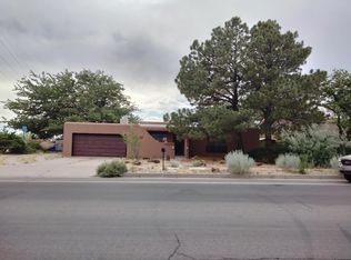1901 Monte Largo Dr NE, Albuquerque, NM 87112