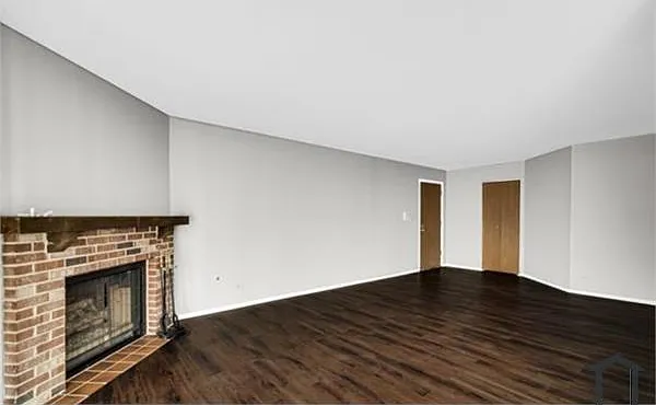 609 Hanover Ct #1W — Photo 8