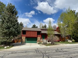 3205 E Bell Canyon Rd, Sandy, UT 84092