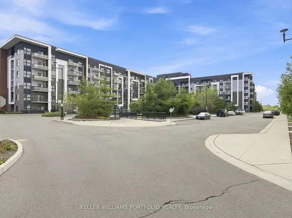 128 Grovewood Cmn #312, Oakville, ON L6H 0X3