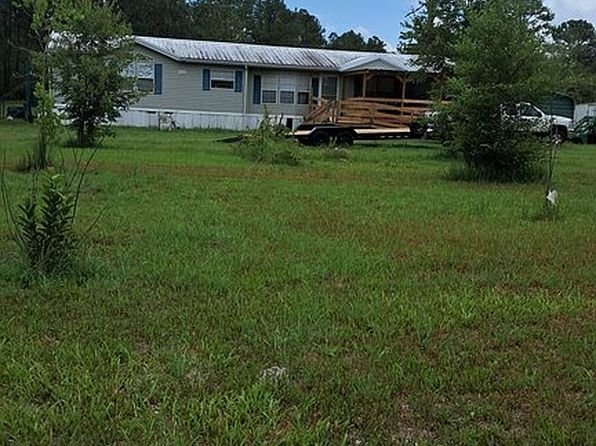 349 NW Crawford Ct