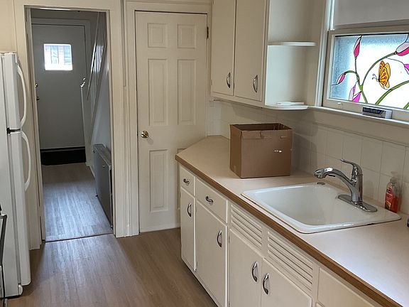 3rd image of 4 Dodd Rd