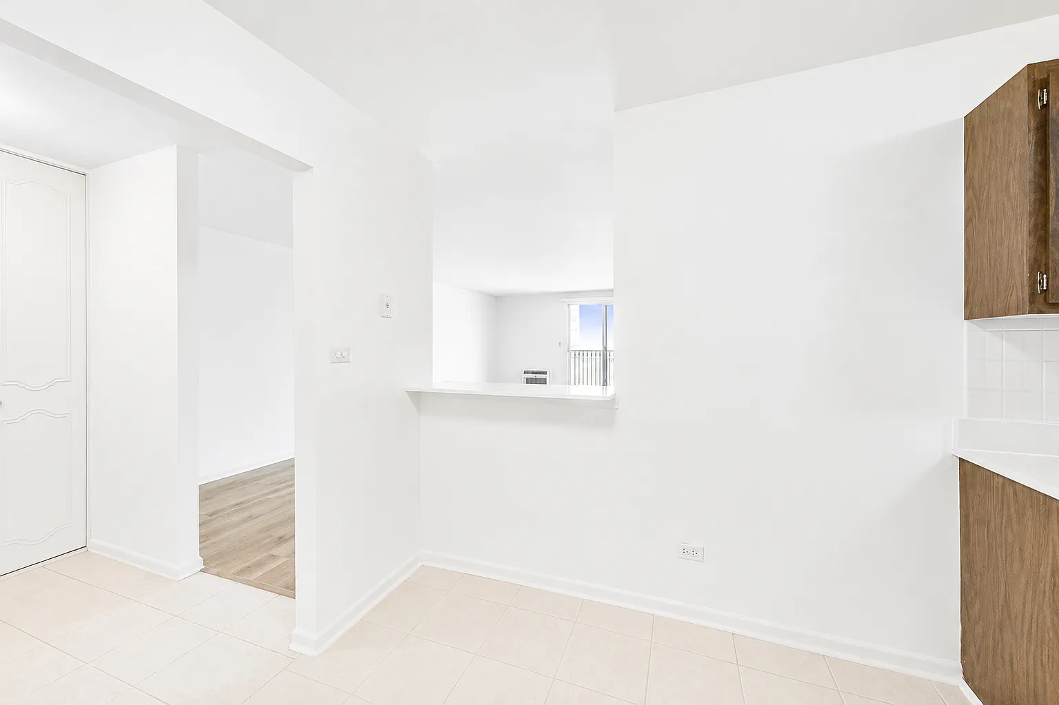 Spacious Rehabbed 1-Bedroom at The Vine | Private Balcony + Parking — Photo 4