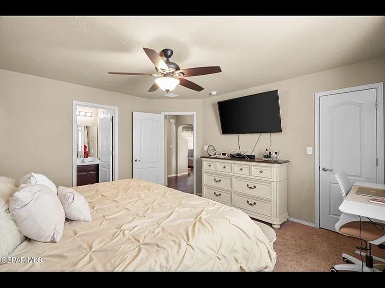 12153 Zavi Pl — Photo 7