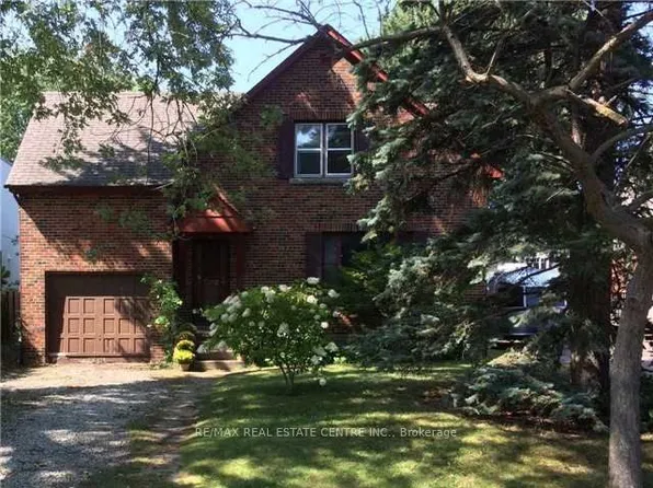 51 Inglewood Dr, Mississauga, ON L5G 1X7