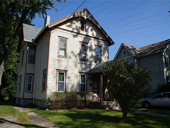2nd image of 21 Lawton Ave