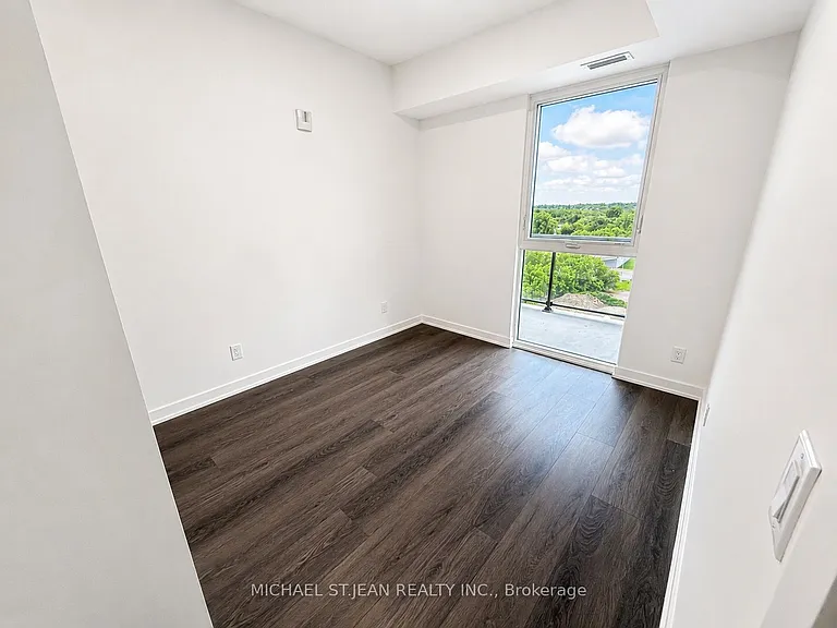 33 Erie Ave #1015 — Photo 2
