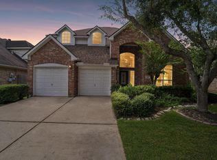 5807 Bayberry Way, Sugar Land, TX 77479