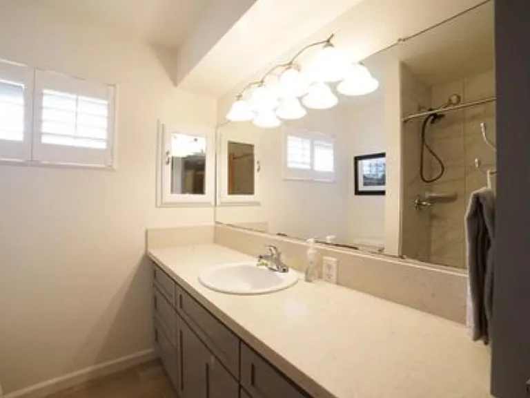 5901 Mohawk St — Photo 6