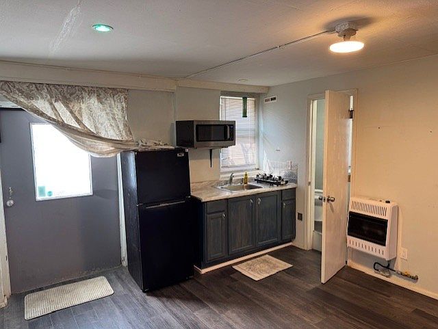 1st image of 29526 Euclid Ave #6