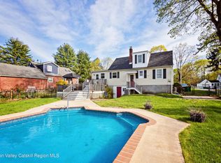 51 Schoolhouse Ln, Poughkeepsie, NY 12603