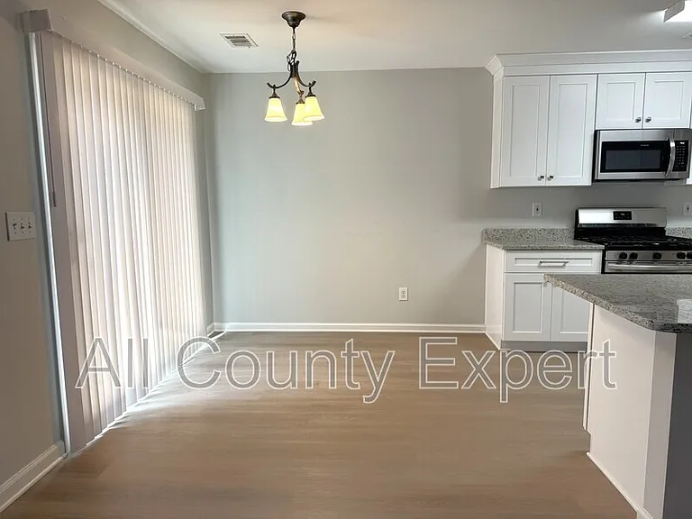 4318 Shillham Ct — Photo 11