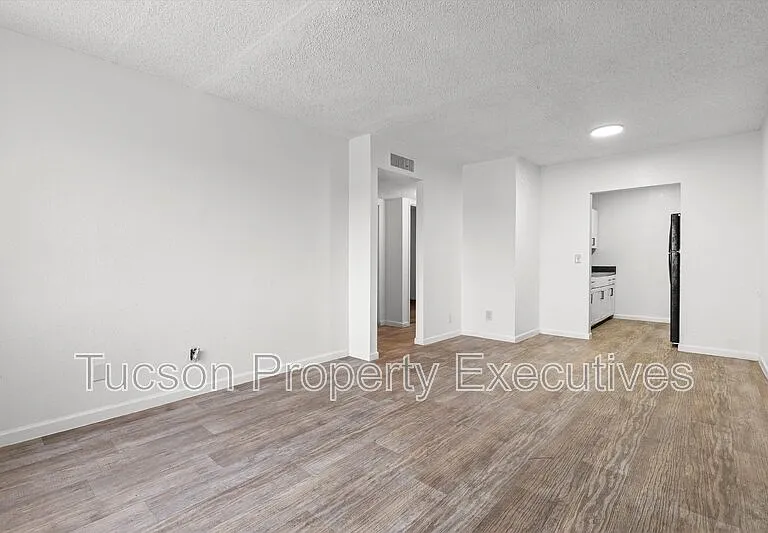 319 E Mohave Rd #206 — Photo 9