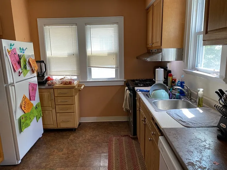159 Raleigh St — Photo 8