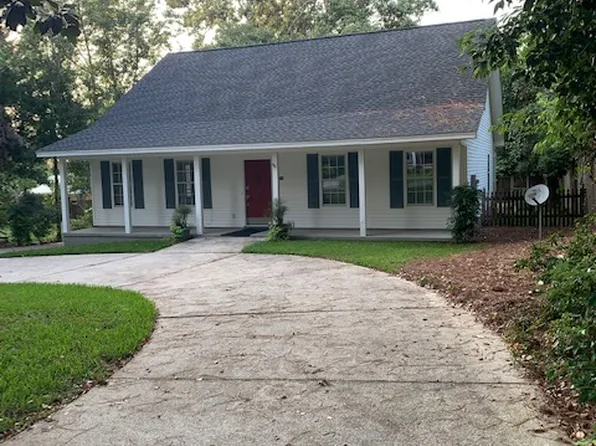 165 Gaston Ave, Fairhope, AL 36532