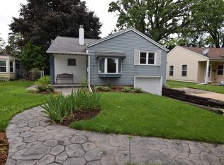 1021 S 103rd St, West Allis, WI 53214