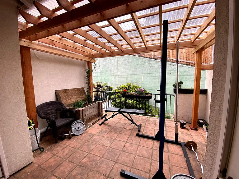 400 Alemany Blvd — Photo 16