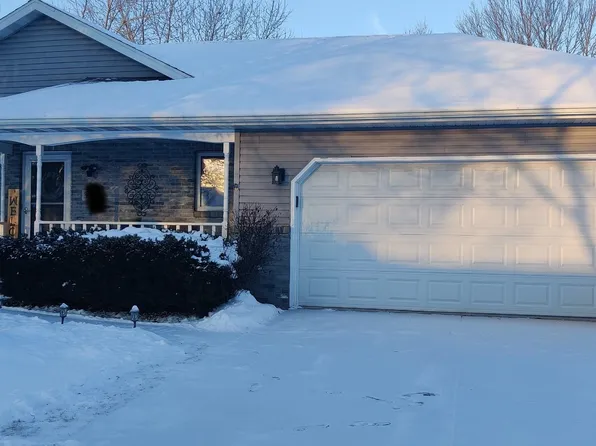 3225 Blueberry Ln, Appleton, WI 54915