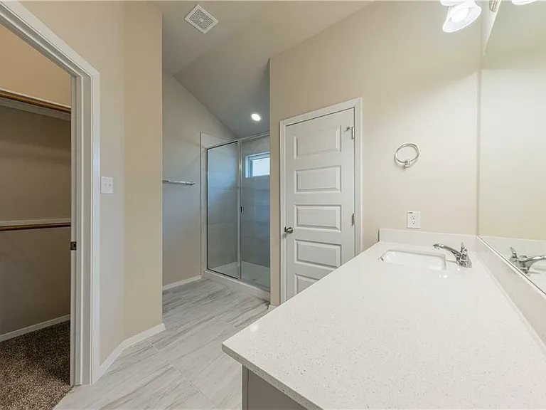 5705 Respinto Dr — Photo 11