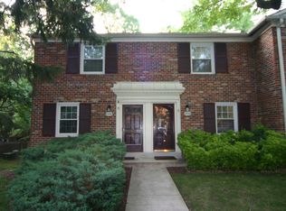 8550 Barrington Ct #928, Springfield, VA 22152