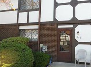 242 Wildflower Ln #4004, Hillsborough, NJ 08844