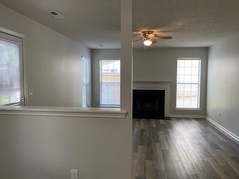1287 Horseshoe Bnd — Photo 11