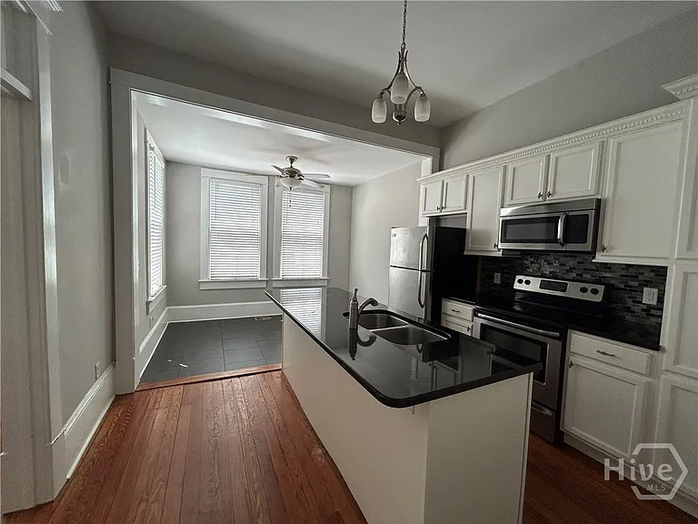 816 Drayton St #1A — Photo 5