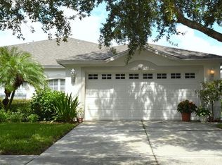 1831 Ravenridge St, Zephyrhills, FL 33543