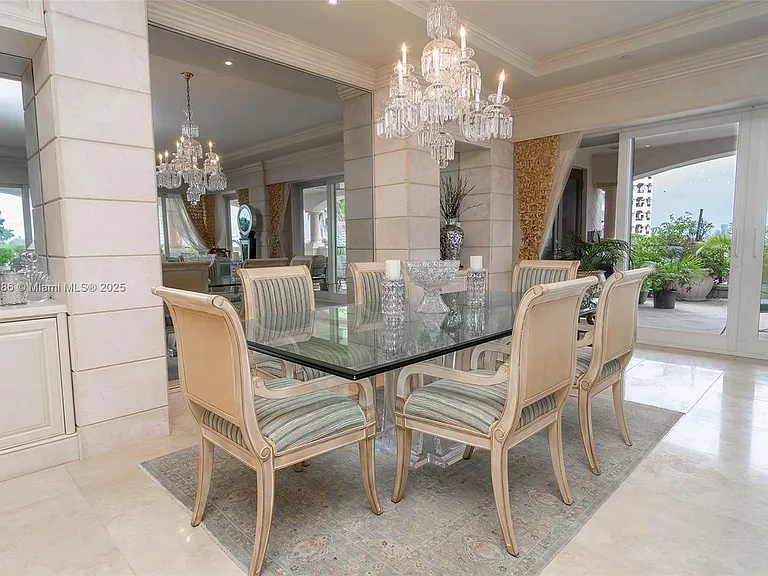 7241 Fisher Island Dr #7241 — Photo 26