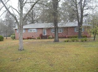 113 Snyder Rd, Greenwood, SC 29646