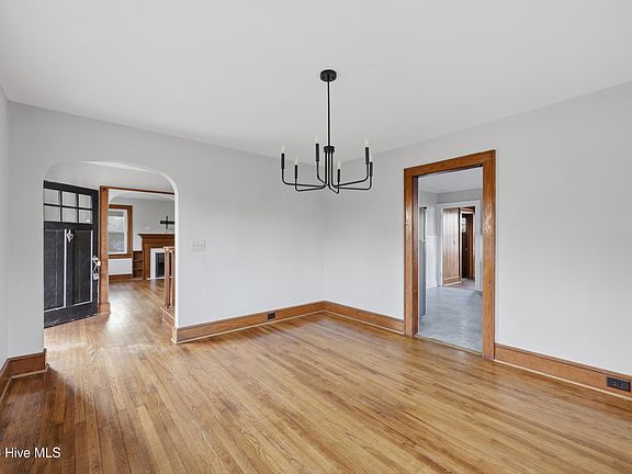 4th image of 1448 Northside Road