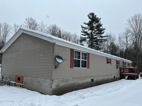 45 Davis Road, Pottersville, NY 12860