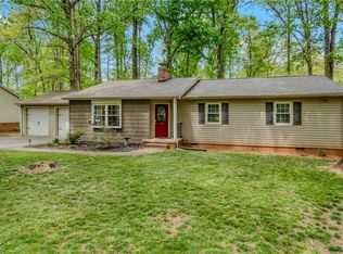 7166 Mantlewood Ln, Kernersville, NC 27284