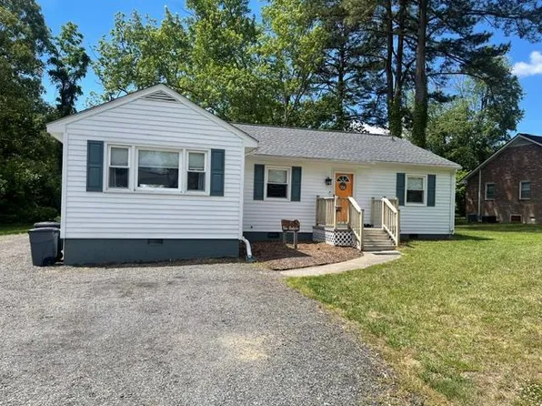 392 Morgan Ln, Warsaw, VA 22572