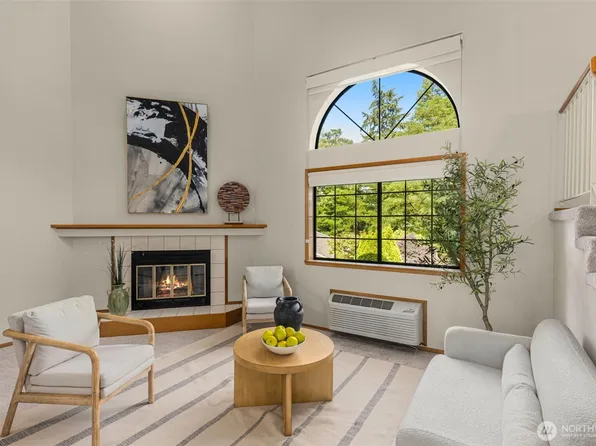 1572 NE 177th Street #A4, Shoreline, WA 98155
