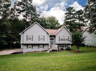 2092 W Lotus Point Dr, Lithia Springs, GA 30122