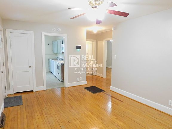 3rd image of 1119 Duke St