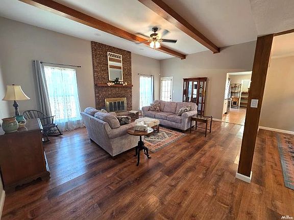 5th image of 855 Agate Rd