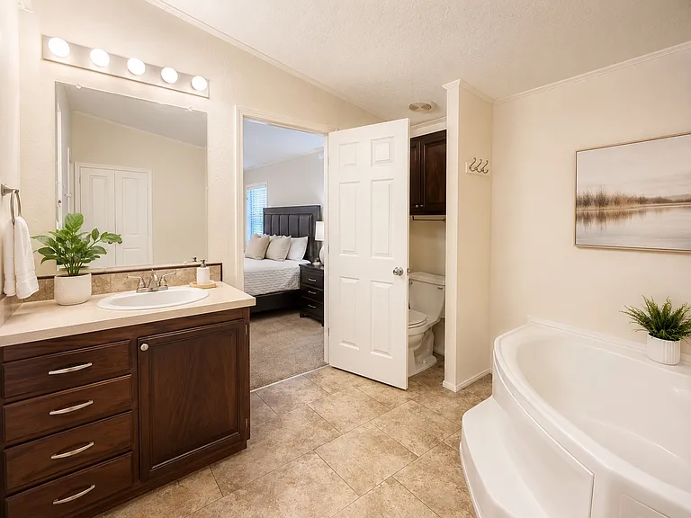 1320 N Fairgrounds Rd #706 — Photo 3