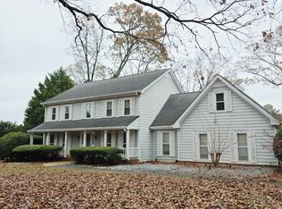 230 Dix Lee On Dr, Fayetteville, GA 30214