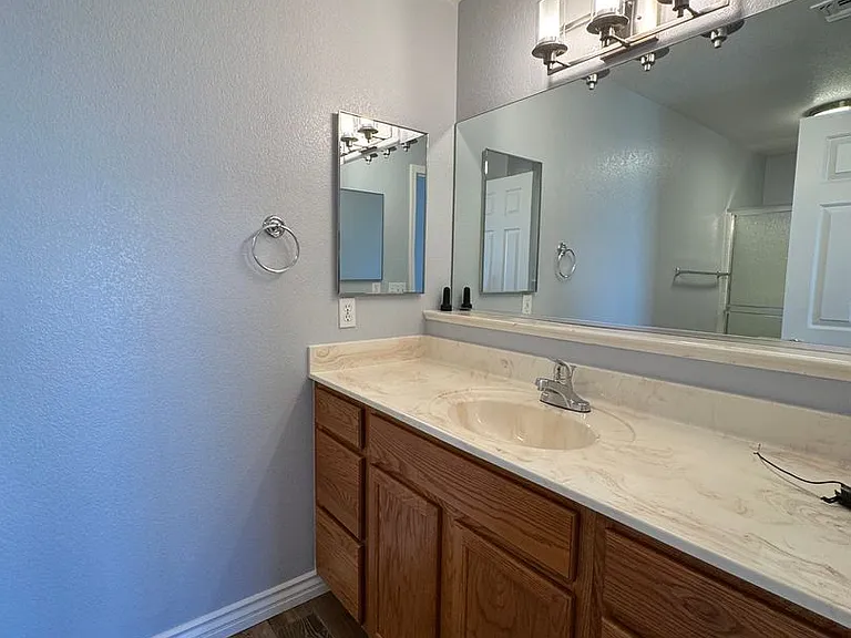 2454 E Saguaro Dr — Photo 19